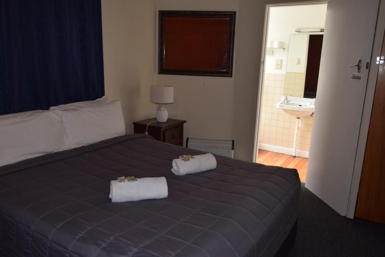 Garston Hotel & Cafe Esterno foto
